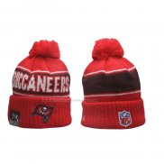 Gorro Beanie Tampa Bay Buccaneers New Era Sideline Rojo